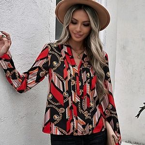 NEW ALLOVER CHAIN PRINT NOTCH NECK BLOUSE